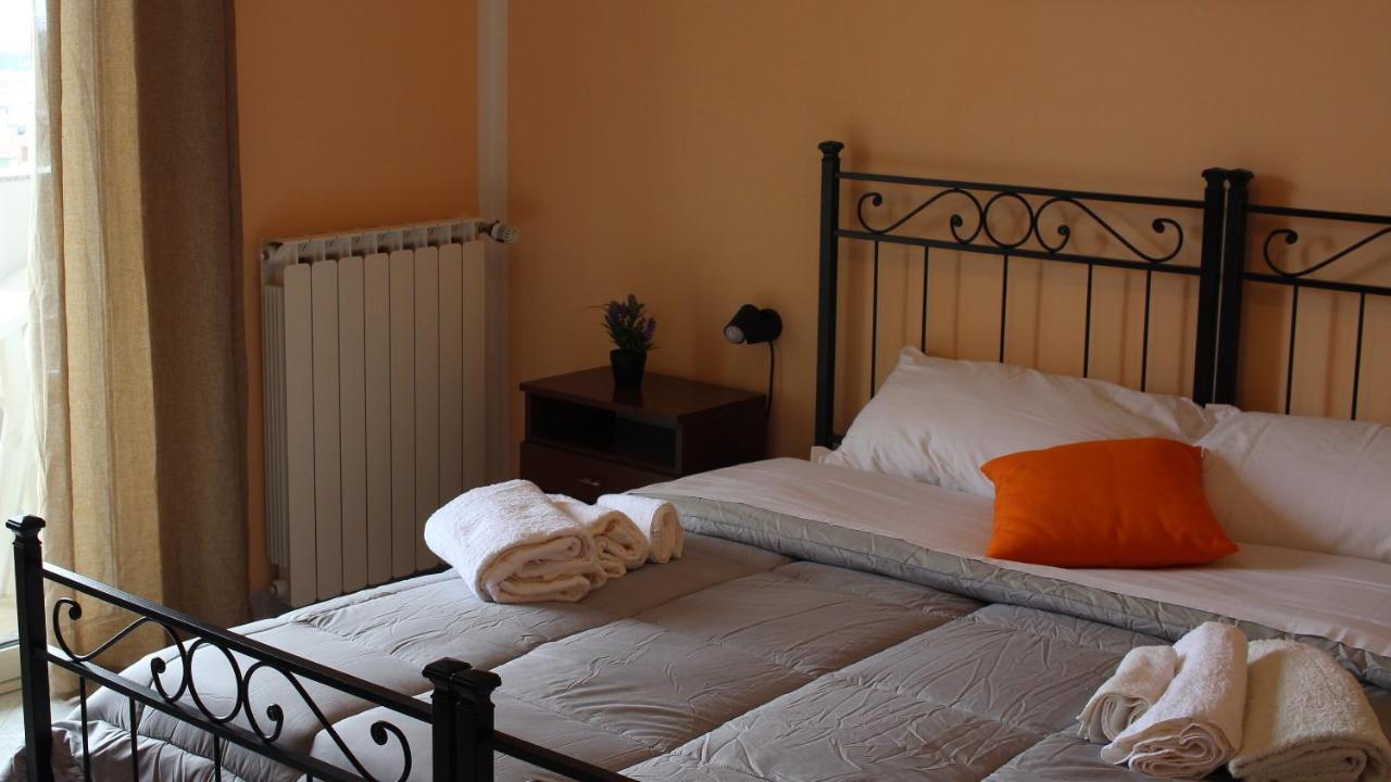B&B Bassu Bosa Eksteriør bilde