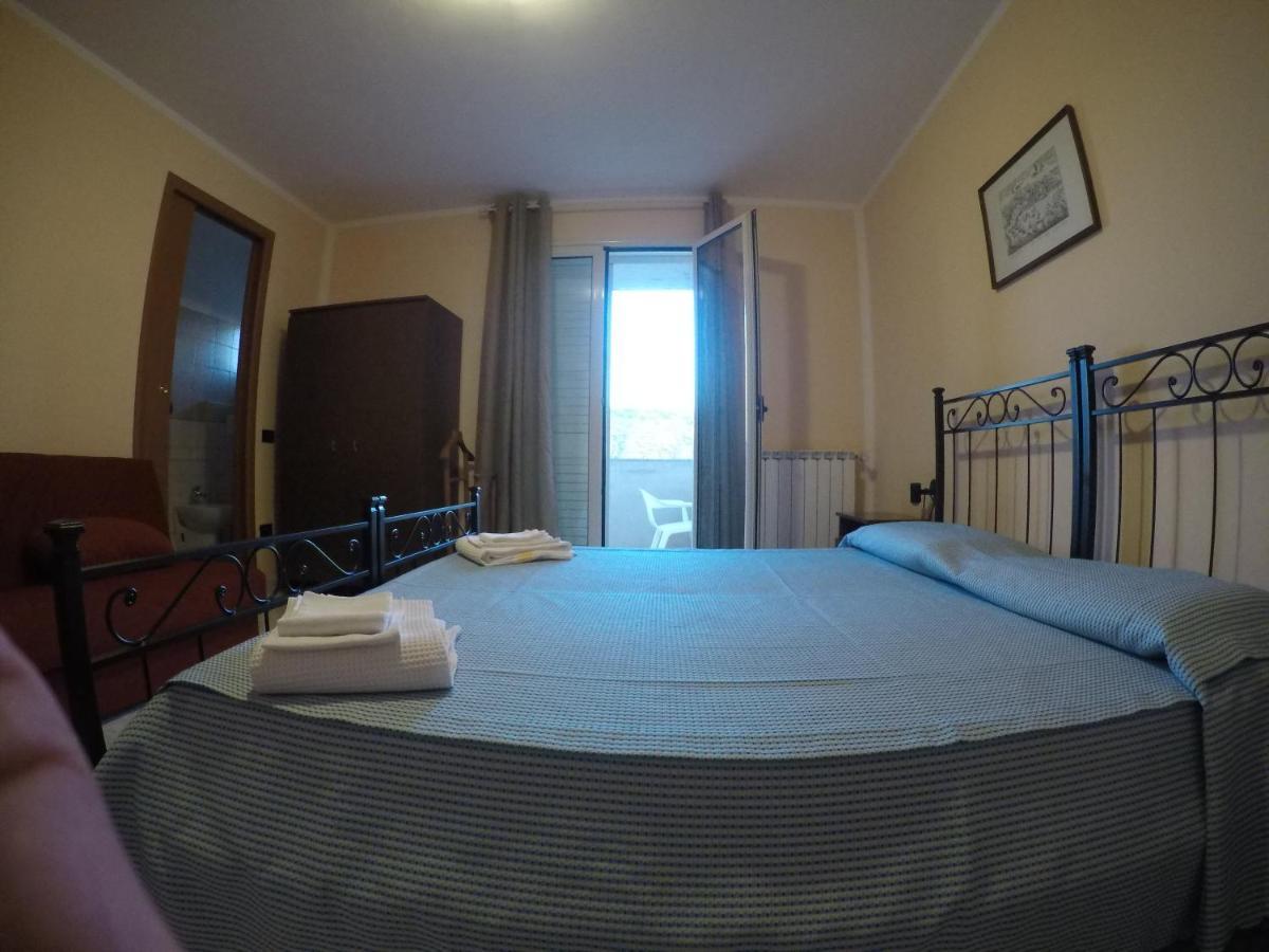 B&B Bassu Bosa Eksteriør bilde